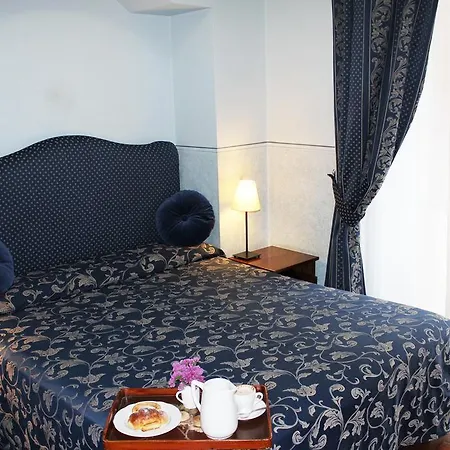 Bed & Breakfast Anne & Mary Rom