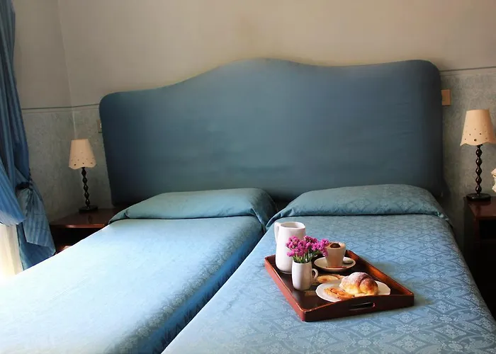 Nocleg ze śniadaniem Anne & Mary 4*